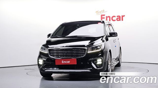Kia Canival 2019 — photo 3