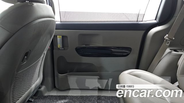 Kia Canival 2019 — photo 15
