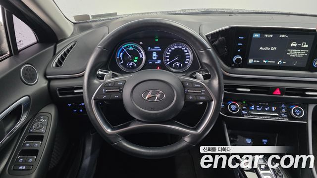 Hyundai Sonata 2020 — photo 13