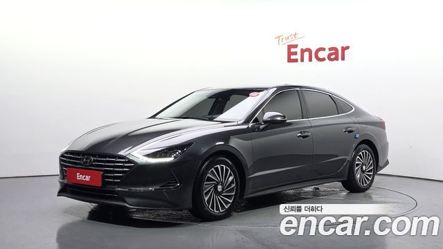 Hyundai Sonata 2022 — photo 1