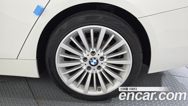 BMW 4-Series 2018 — photo 7