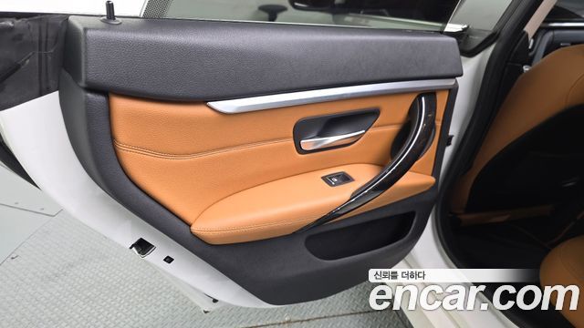 BMW 4-Series 2018 — photo 15