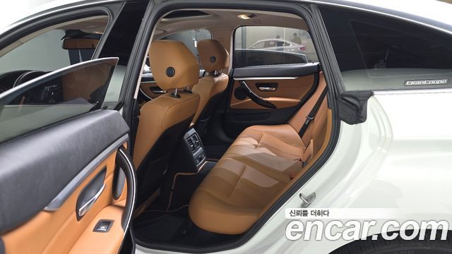 BMW 4-Series 2018 — photo 16