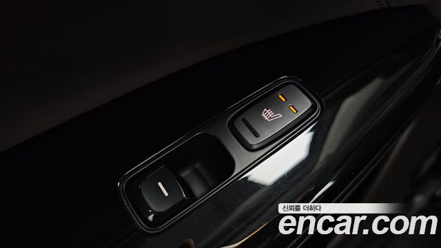 Kia K7 2017 — photo 17