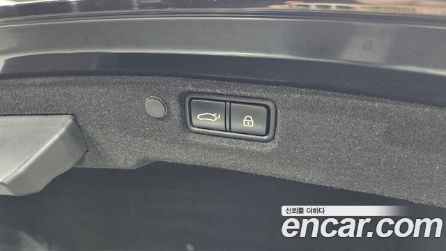 Kia K7 2017 — photo 20