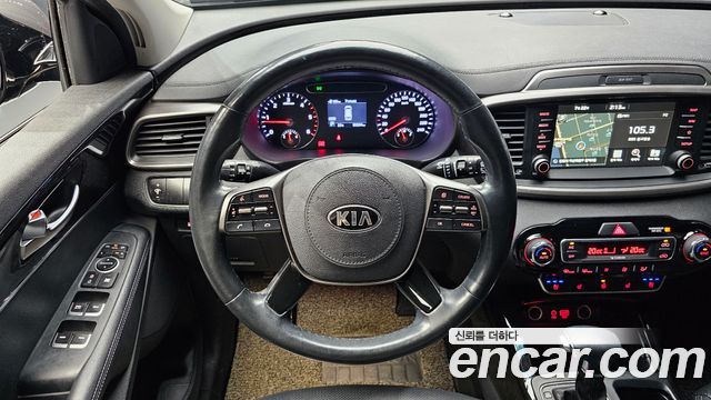 Kia Sorento 2018 — photo 13