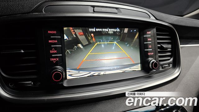 Kia Sorento 2018 — photo 15