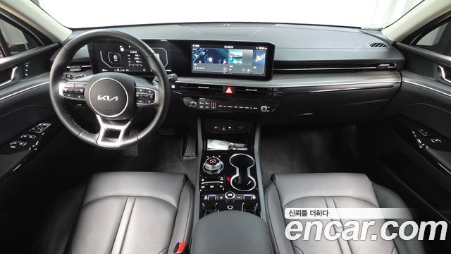 Kia K5 2025 — photo 10