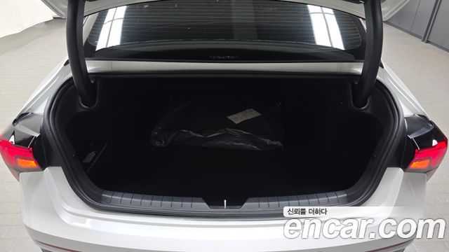 Kia K5 2025 — photo 22