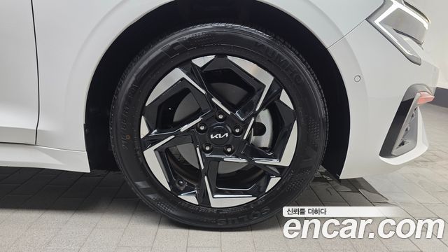 Kia K5 2025 — photo 7