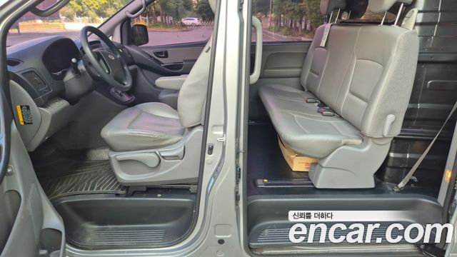 Hyundai Starex 2016 — photo 13