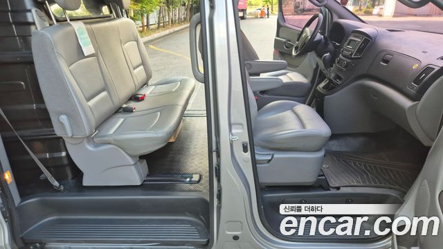 Hyundai Starex 2016 — photo 14