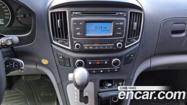 Hyundai Starex 2016 — photo 19