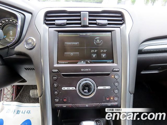 Ford Mondeo 2016 — photo 10