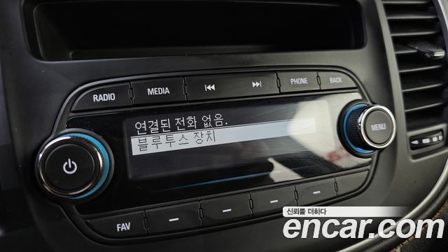 Chevrolet Korea Trax 2019 — photo 21