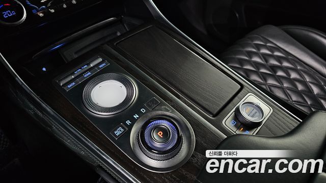 Genesis GV80 2020 — photo 9