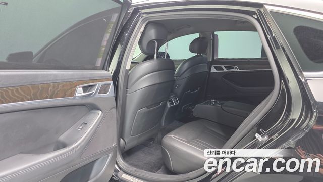 Hyundai Genesis 2015 — photo 17
