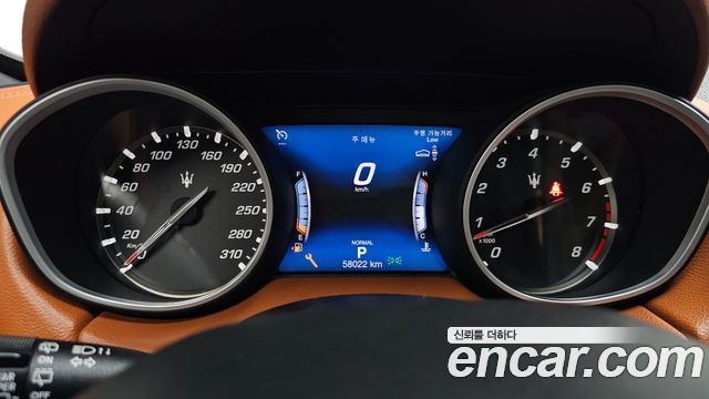 Maserati Levante 2020 — photo 11