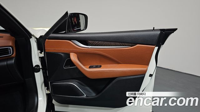 Maserati Levante 2020 — photo 14