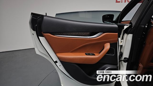 Maserati Levante 2020 — photo 15
