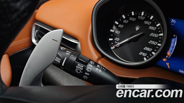 Maserati Levante 2020 — photo 34
