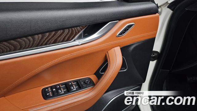Maserati Levante 2020 — photo 37