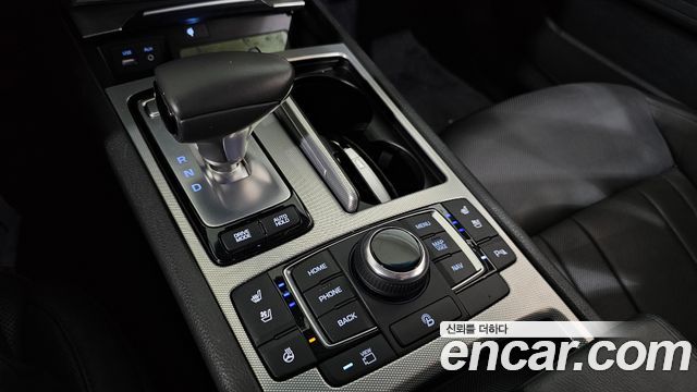 Genesis G80 2017 — photo 9