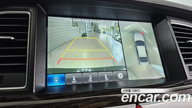 Genesis G80 2017 — photo 17