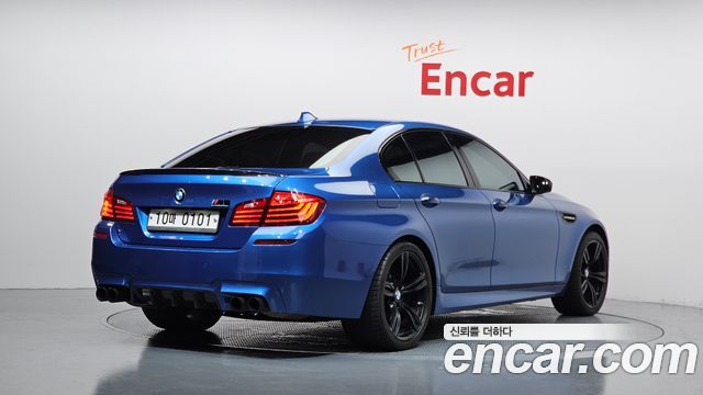 BMW M5 2016 — photo 2