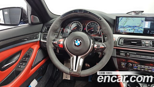 BMW M5 2016 — photo 12