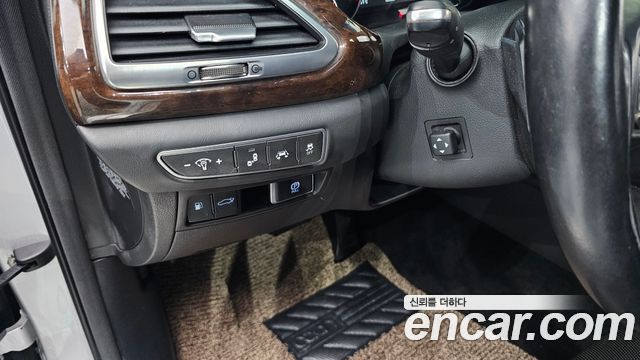 Genesis EQ900 2016 — photo 12