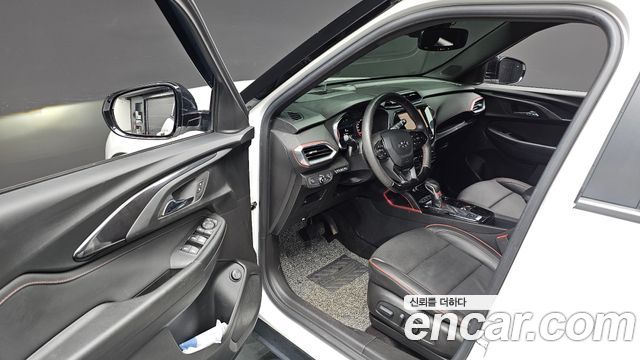 Chevrolet Korea Trailblazer 2023 — photo 12