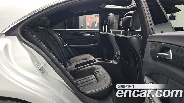 Mercedes-Benz CLS-Class 2015 — photo 11