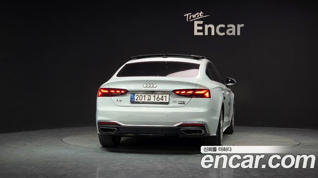 Audi A5 2021 — photo 4