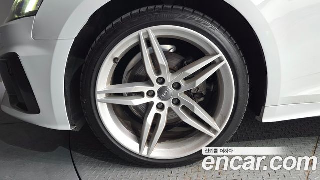 Audi A5 2021 — photo 5