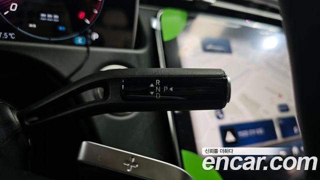 Mercedes-Benz E-Class 2026 — photo 12