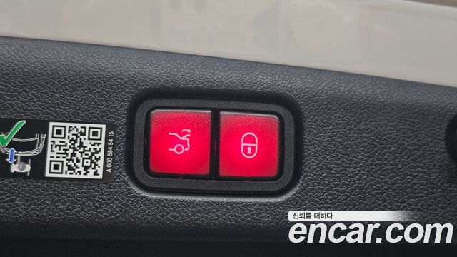 Mercedes-Benz E-Class 2026 — photo 24