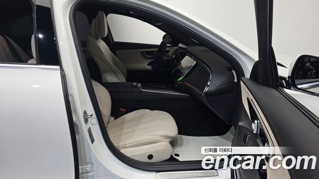 Mercedes-Benz E-Class 2026 — photo 16
