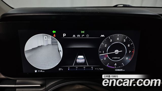 Kia Canival 2023 — photo 8