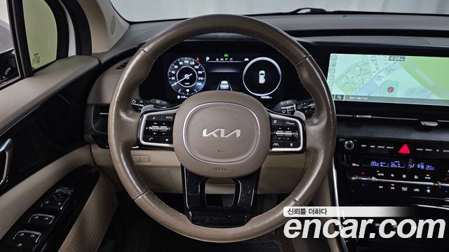 Kia Canival 2023 — photo 13