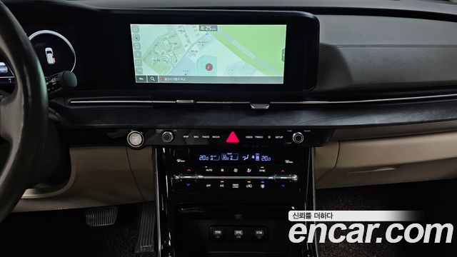 Kia Canival 2023 — photo 14