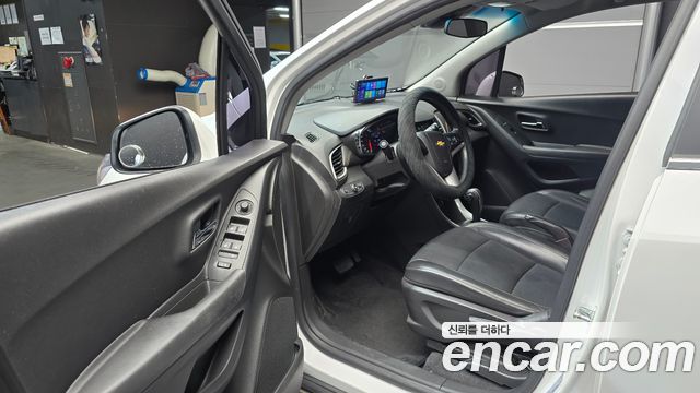 Chevrolet Korea Trax 2019 — photo 13