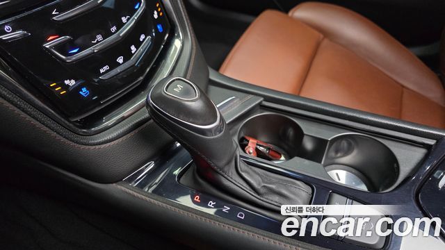 Cadillac CTS 2017 — photo 12