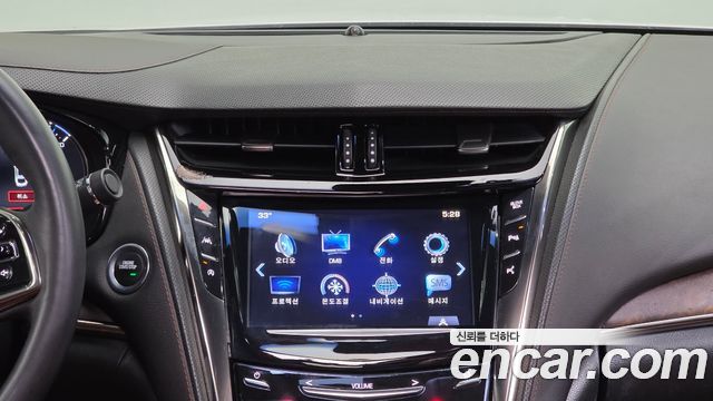 Cadillac CTS 2017 — photo 26