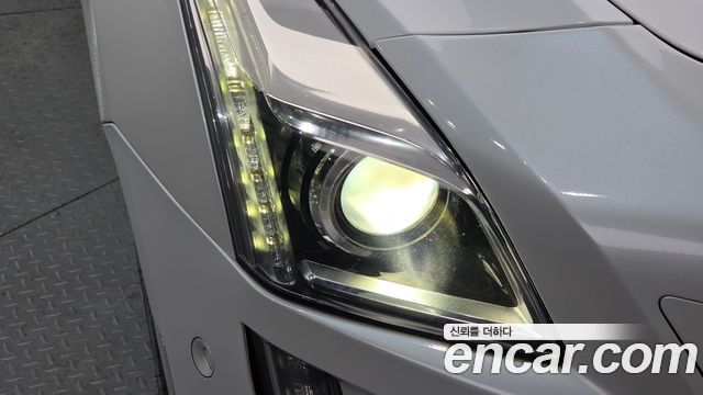 Cadillac CTS 2017 — photo 8