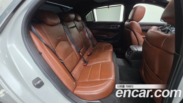 Cadillac CTS 2017 — photo 31