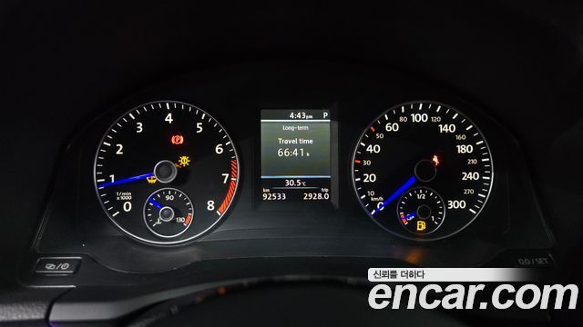 Volkswagen Scirocco 2013 — photo 11