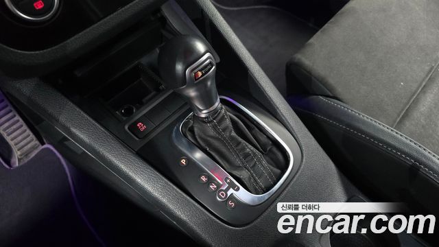 Volkswagen Scirocco 2013 — photo 12