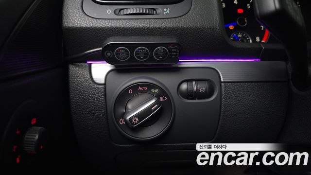 Volkswagen Scirocco 2013 — photo 21