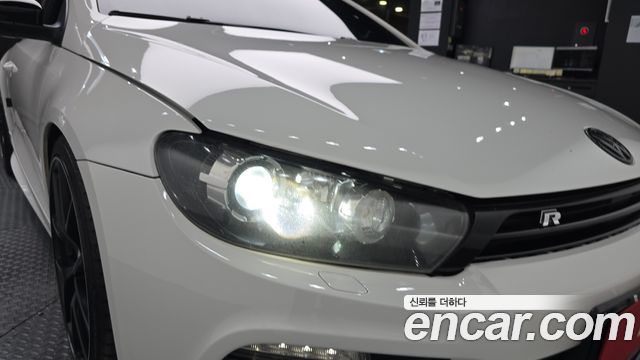 Volkswagen Scirocco 2013 — photo 8